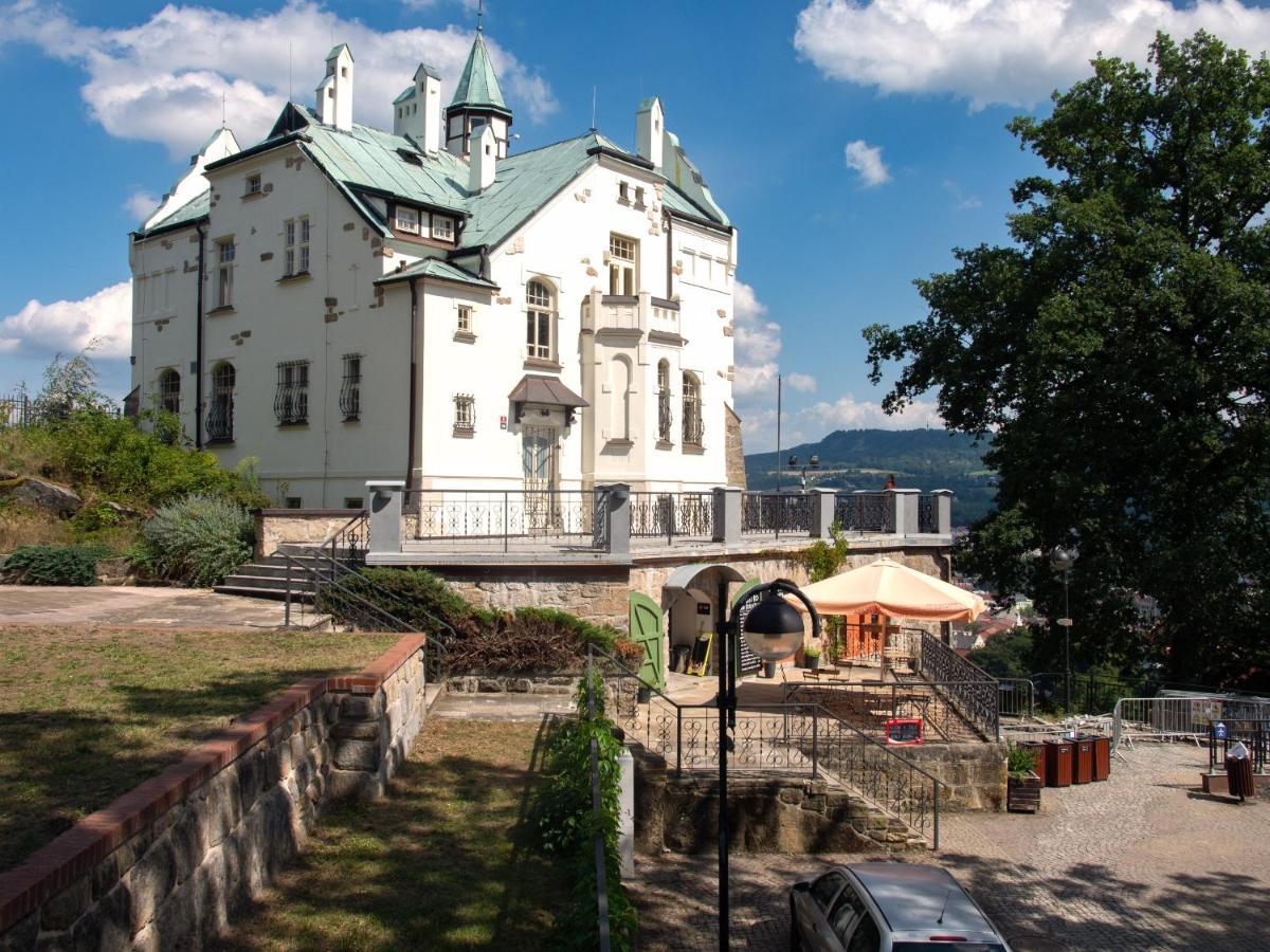Villa Laurahaus à Decin Extérieur photo