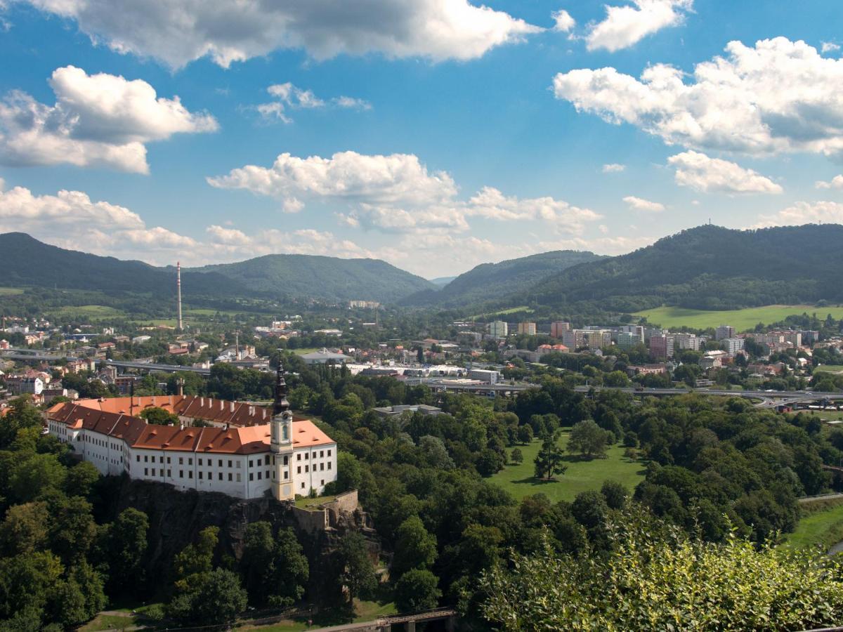 Villa Laurahaus à Decin Extérieur photo